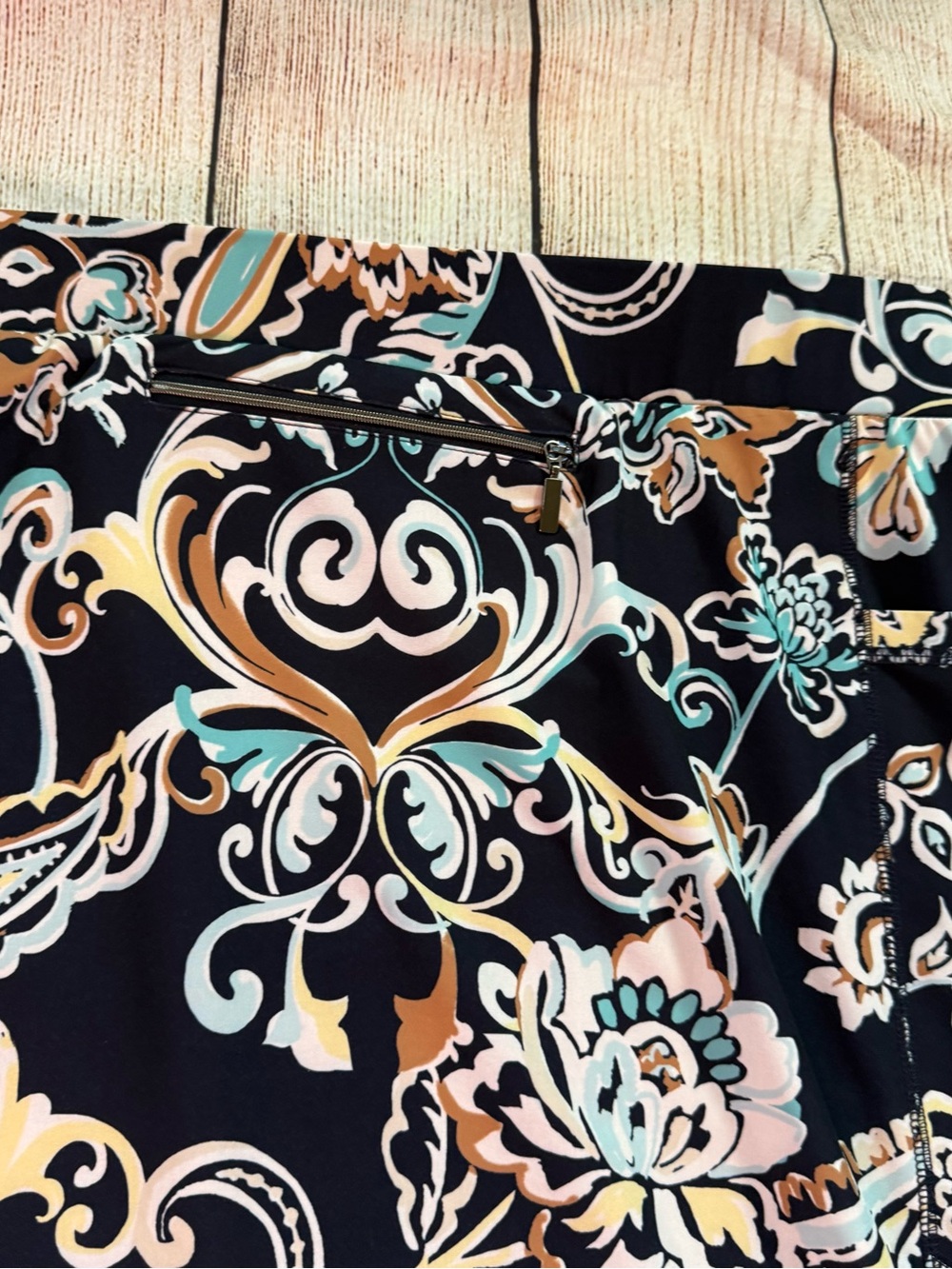 Chico’s A Line Skort Skirt Shorts Dark Blue White Paisley Print Size 16 - Picture 11 of 14
